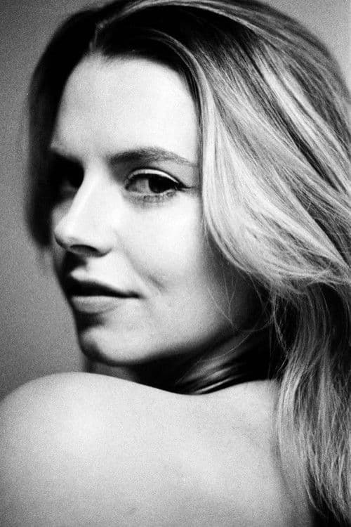 Chloe Wick profile photo