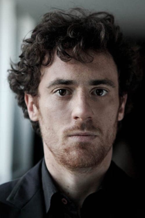 Elio Germano profile photo