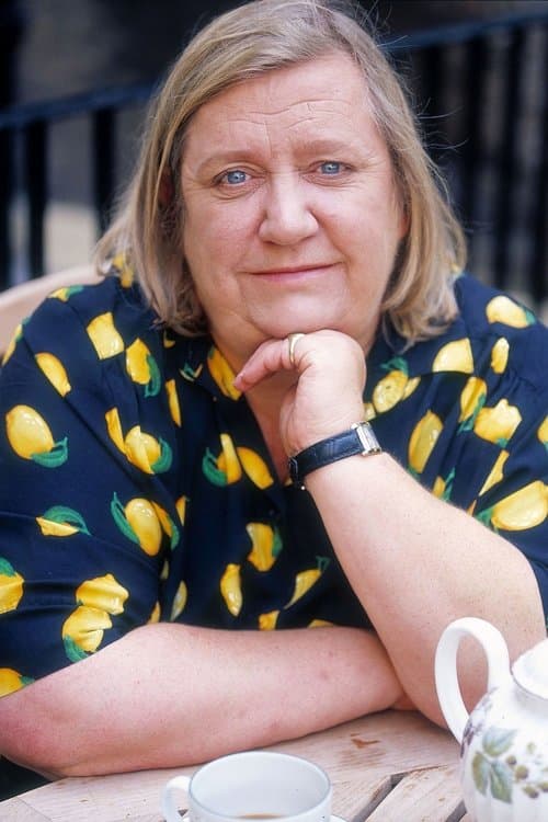 Clarissa Dickson Wright profile photo