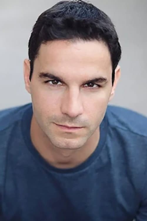 Derek Arnold profile photo