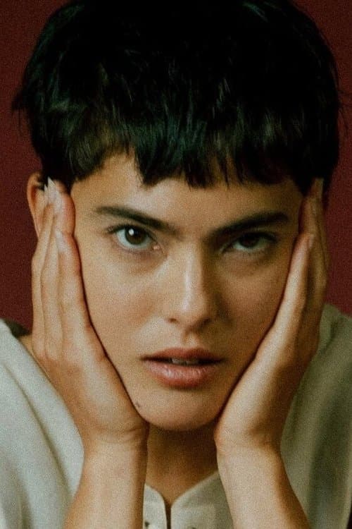 Miya Folick profile photo