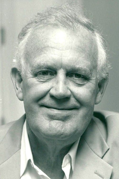 Joss Ackland profile photo