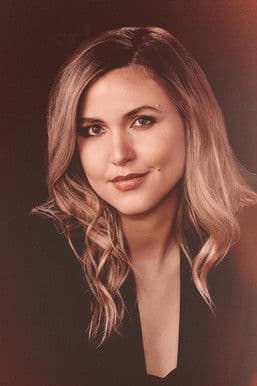 Taylor Tomlinson profile photo