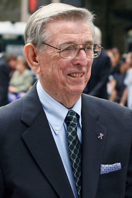 Lou Carnesecca profile photo