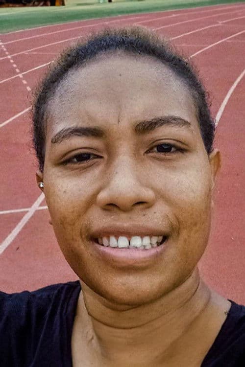 Flora Loga profile photo