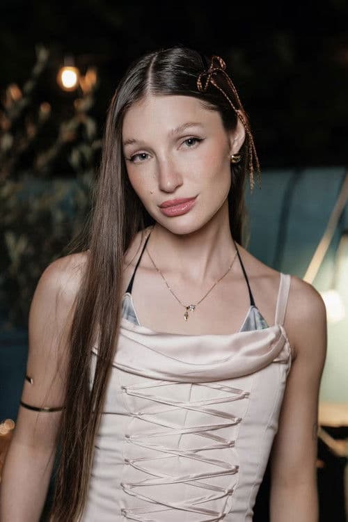 Yami Safdie profile photo