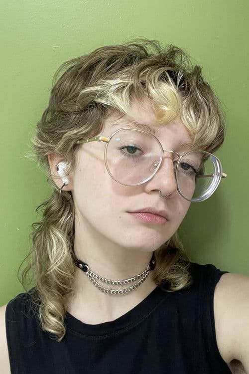 Mia Loures profile photo