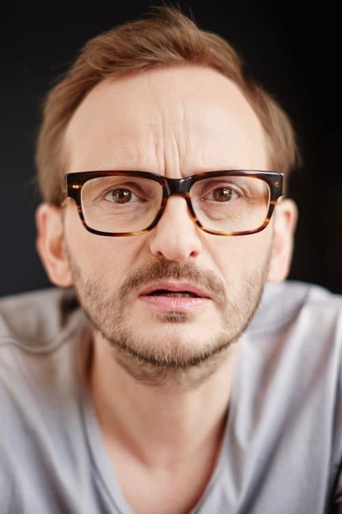 Milan Peschel profile photo