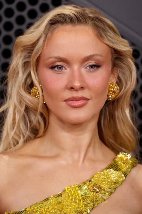 Zara Larsson profile photo