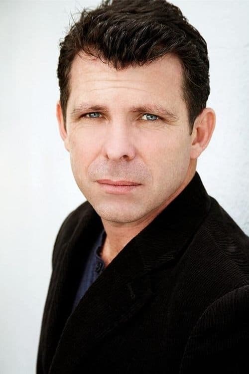 Warwick Young profile photo