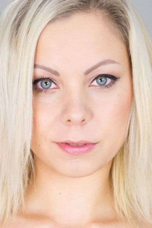 Julia Parker profile photo