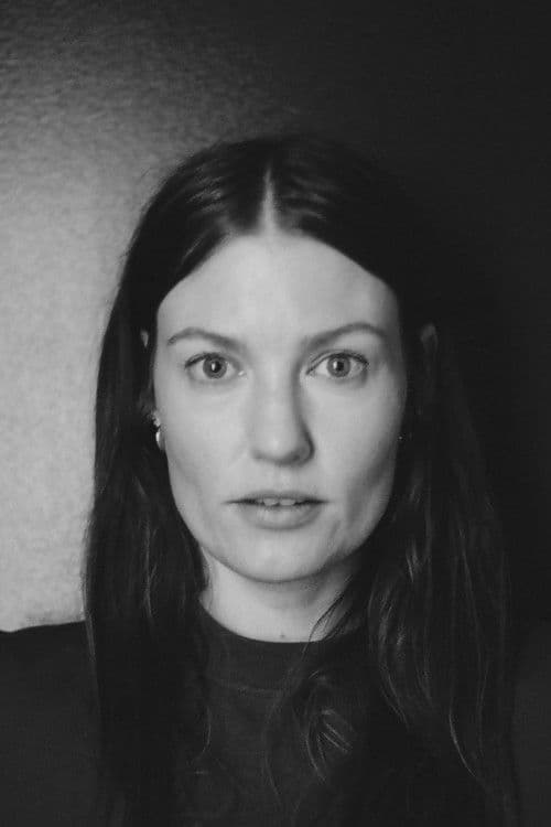 Nicola Waugh profile photo