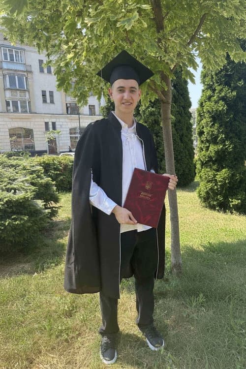 Emil Takhirov profile photo