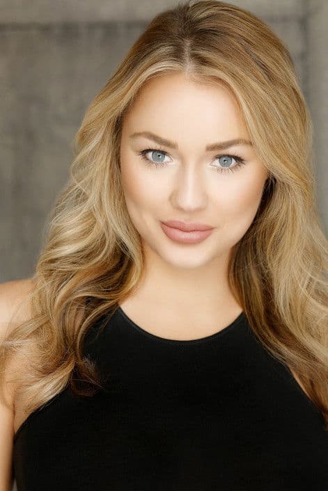 Caroline Hallum profile photo