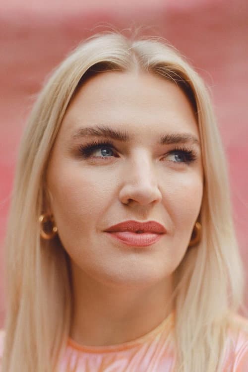 Rebecca Lucy Taylor profile photo