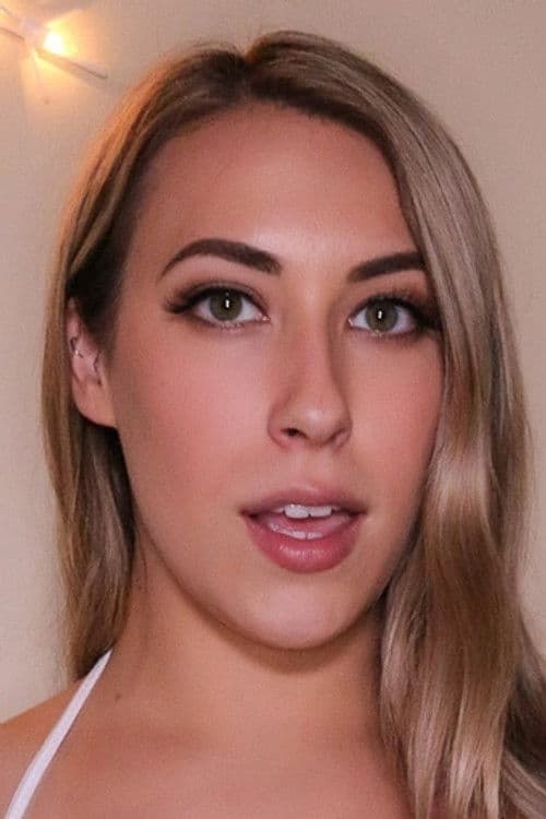 Kimber Lee profile photo