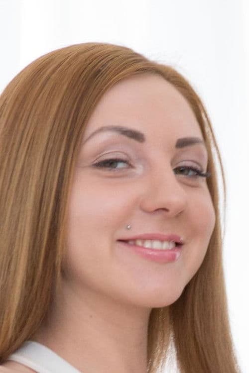 Veronika Fare profile photo