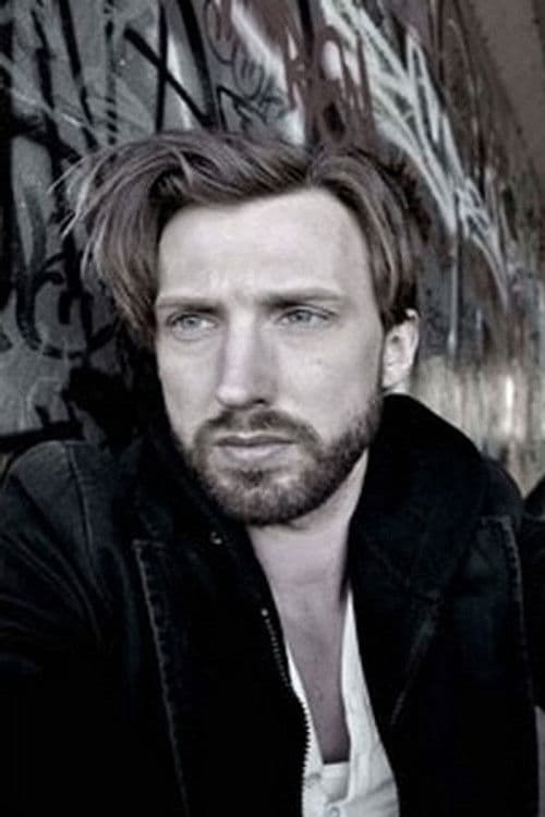 Adam Molak profile photo