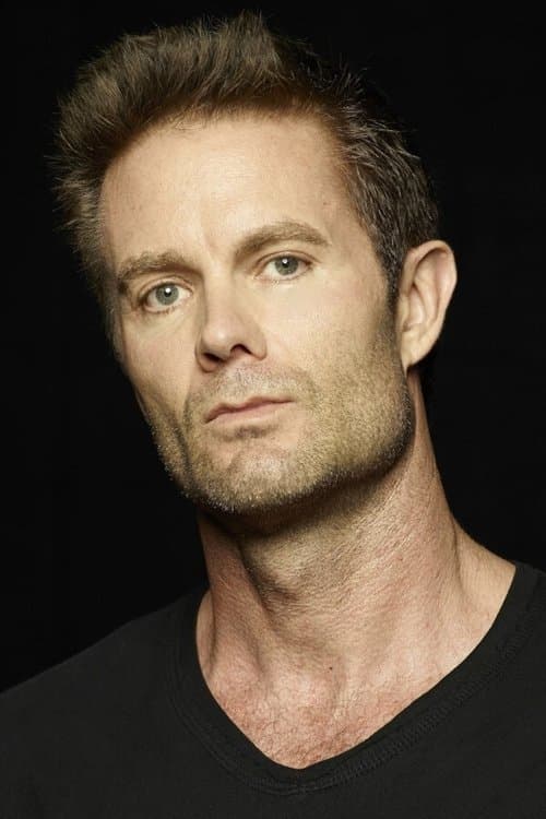 Garret Dillahunt profile photo