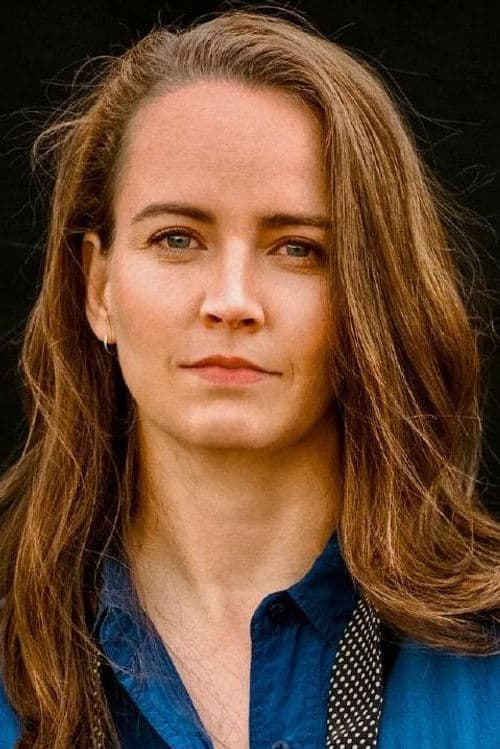 Zoe Coombs-Marr profile photo