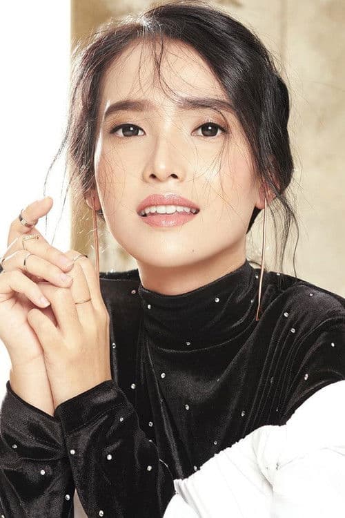 Adila Fitri profile photo