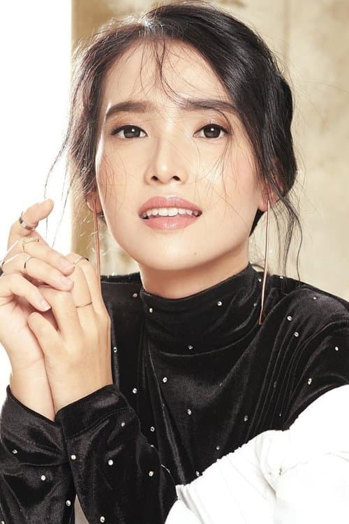 Adila Fitri profile photo