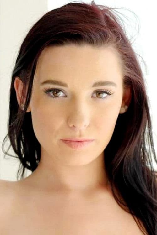 Riley Momsen profile photo