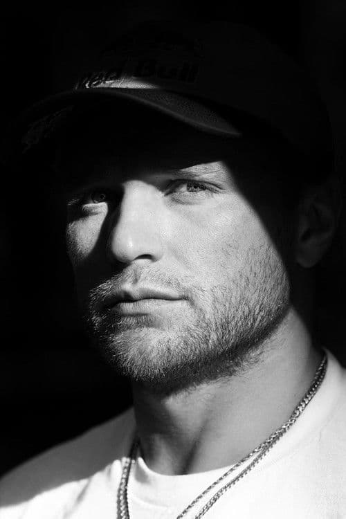 Jamie Foy profile photo