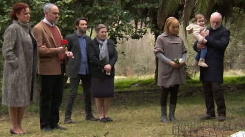 Todos os santos poster