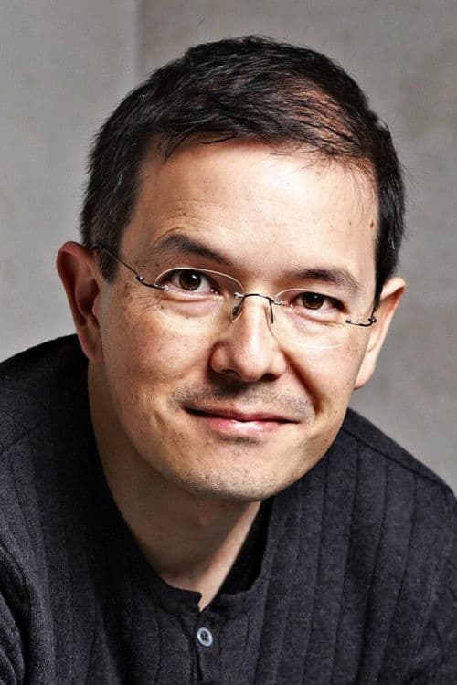 Shaun Tan profile photo