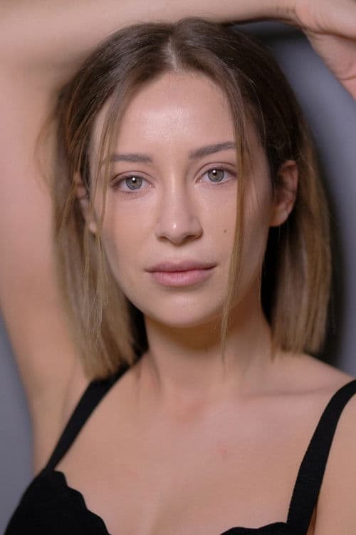 Buse Arslan profile photo