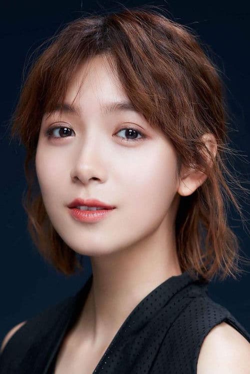 Daphne Low profile photo