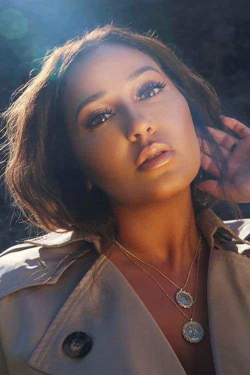 Adrienne Houghton profile photo