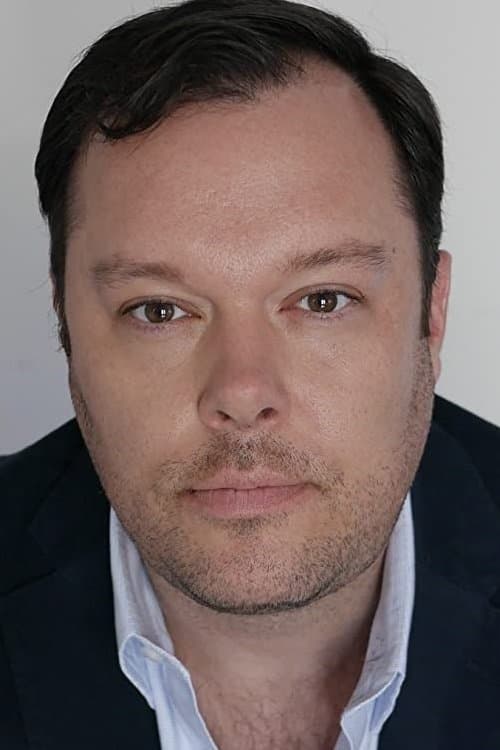 Michael Gladis profile photo
