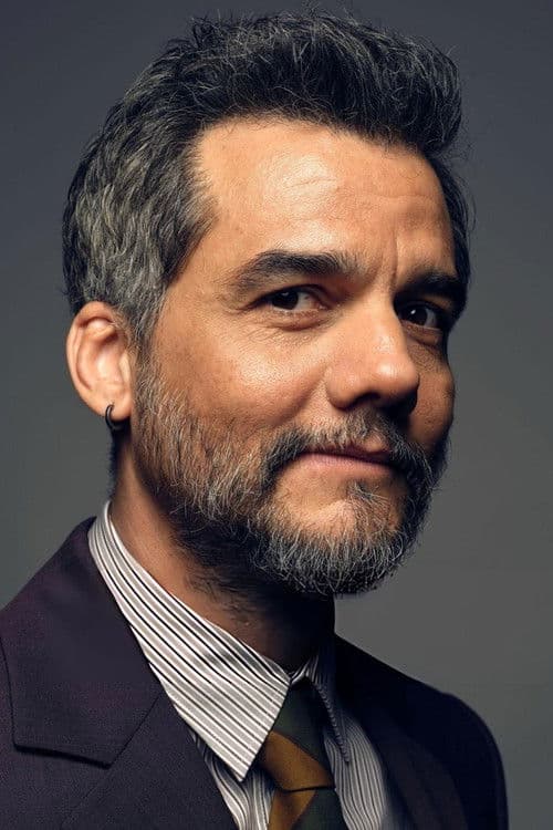 Wagner Moura profile photo