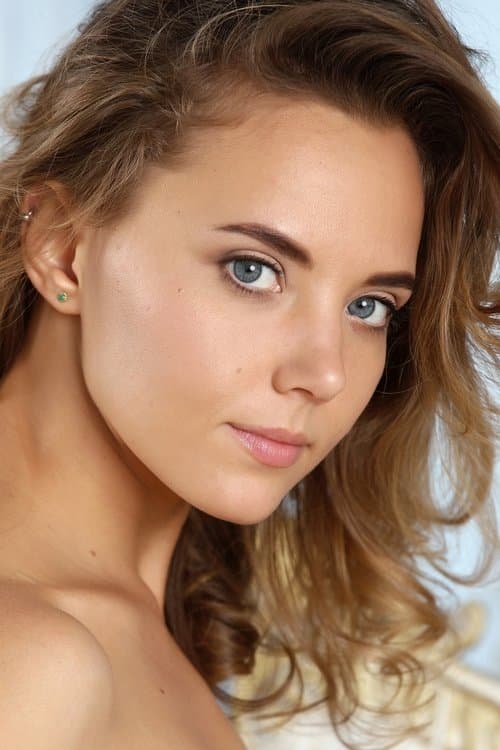 Katya Clover profile photo