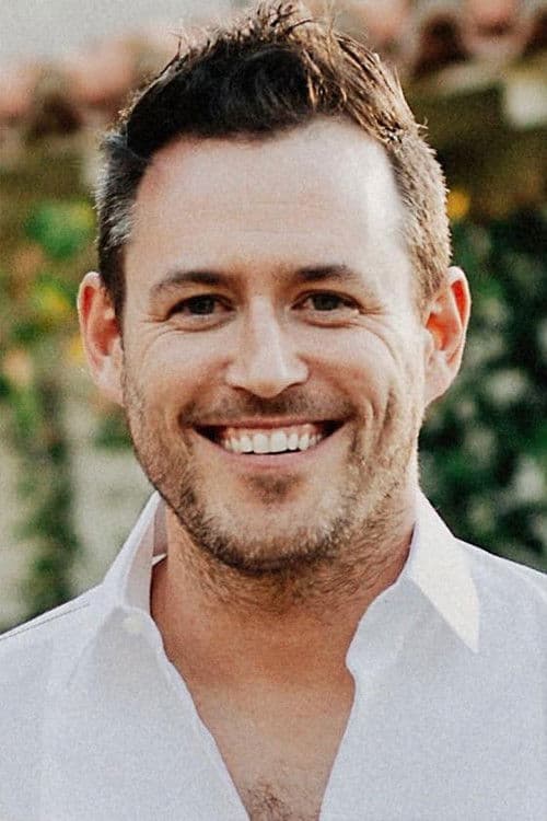 Martin Desmond Roe profile photo