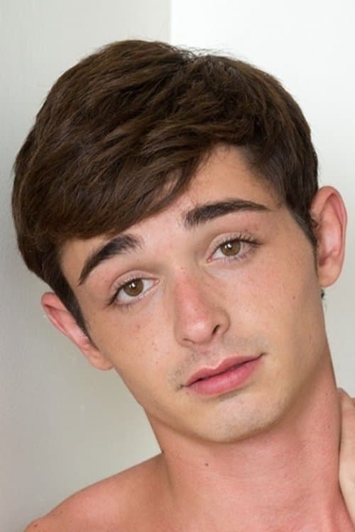 Grayson Lange profile photo