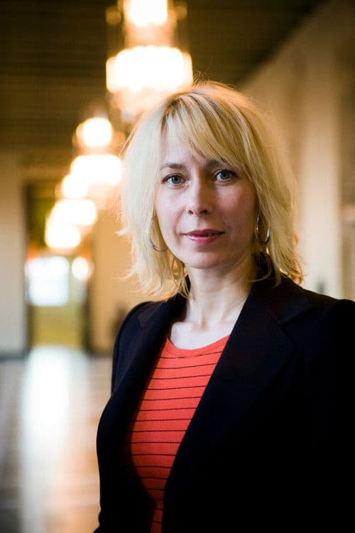 Annika Grof profile photo