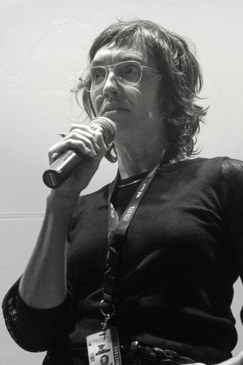 Deborah Stratman profile photo