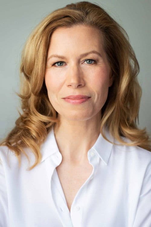 Kerri Smith profile photo