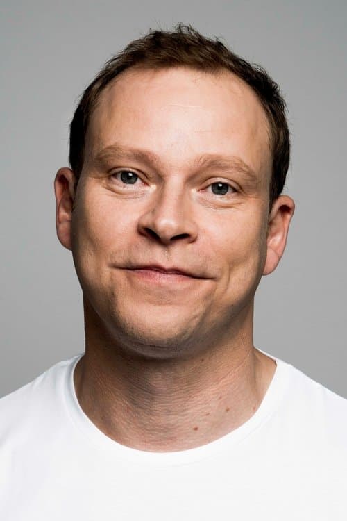 Robert Webb profile photo