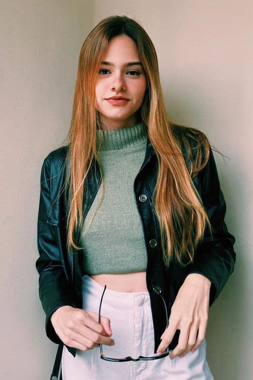 Paola Oliveira profile photo