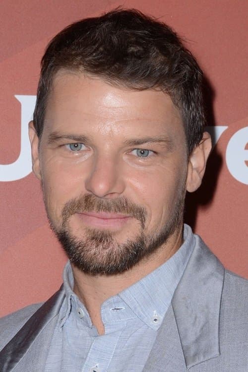 Nathan Phillips profile photo