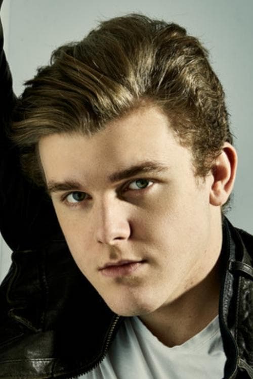 Sean Ryan Fox profile photo