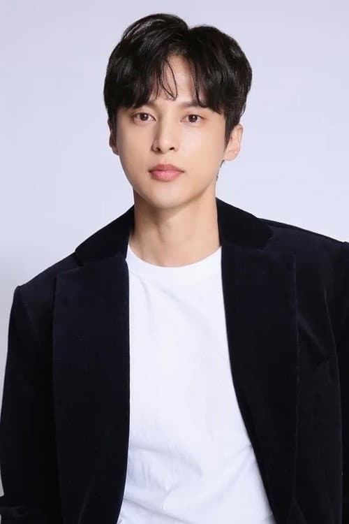 Yoon Sun-woo profile photo