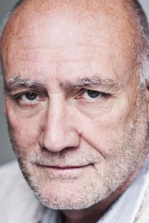 Robert Gwilym profile photo