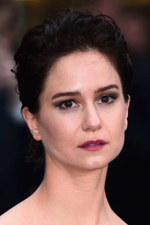 Katherine Waterston profile photo