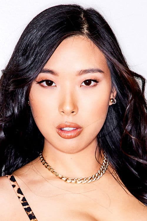 Elle Lee profile photo