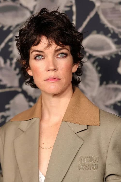 Celia Rowlson-Hall profile photo